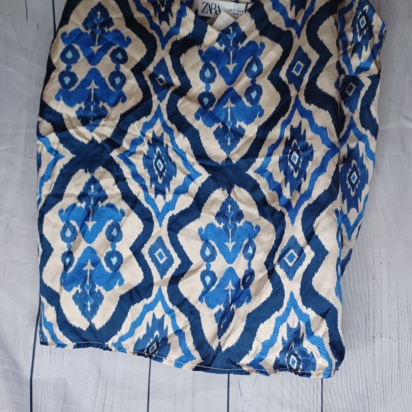 Zara The Leia Top Blue and White Patterned Women's With Tie Straps NWT - Picture 4 of 14